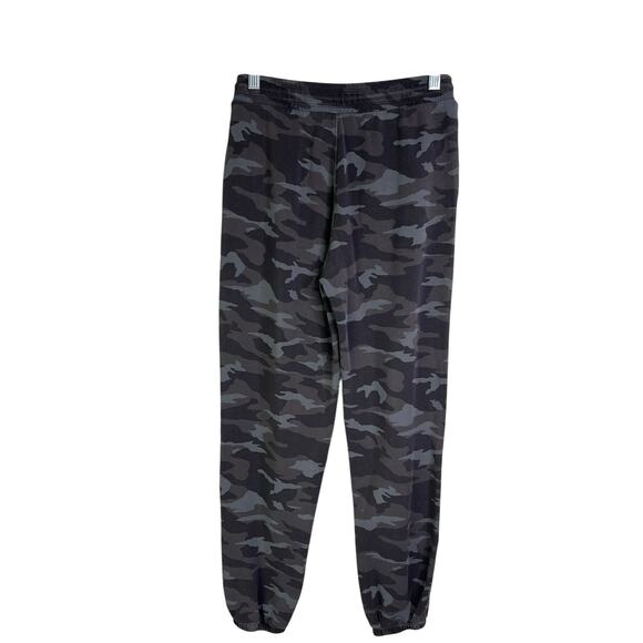 Athleta Girl Warm Up Jogger 14 Black Gray Camo Drawstring Sweatpants Zip Pocket - Picture 3 of 10